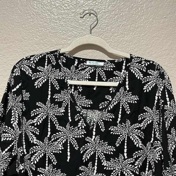 Maui Mamas Black and White Palm Tree Print Women's Top V Neck Pullover Size XXL - Picture 6 of 7